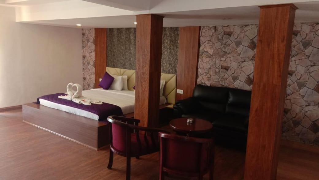 Valley View Resort Ooty Buitenkant foto