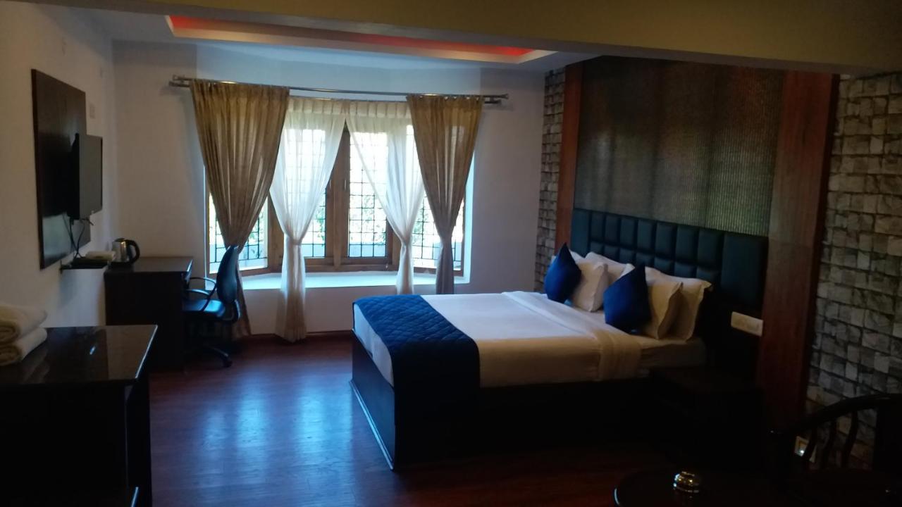 Valley View Resort Ooty Buitenkant foto