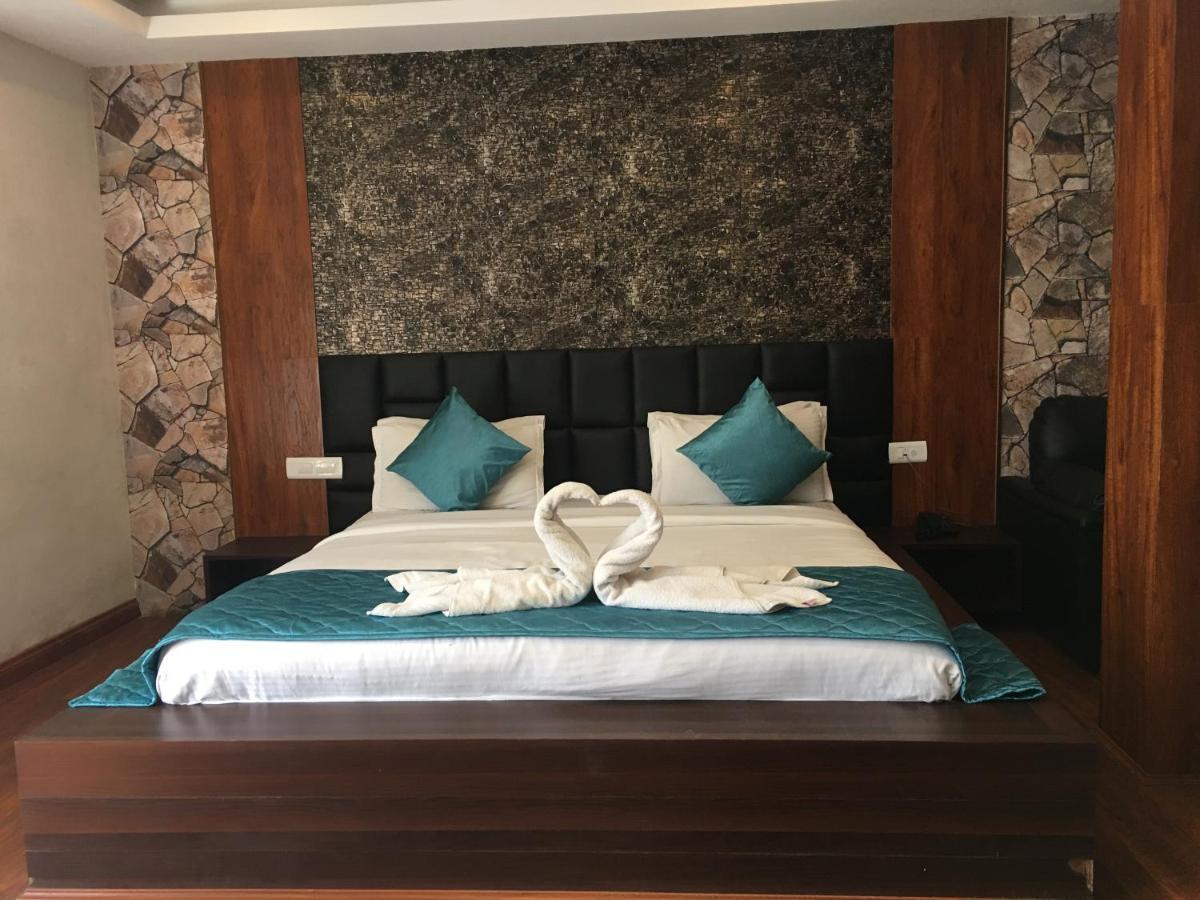 Valley View Resort Ooty Buitenkant foto