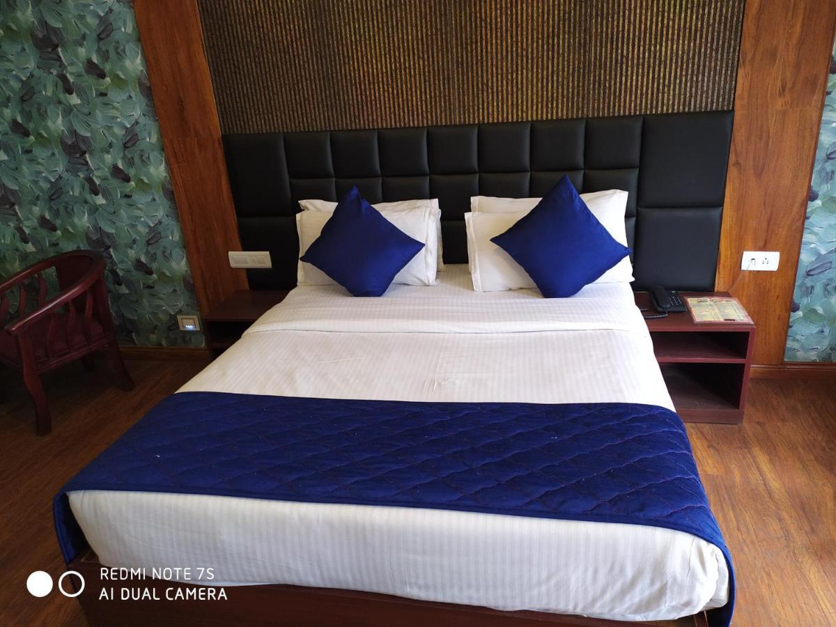 Valley View Resort Ooty Buitenkant foto